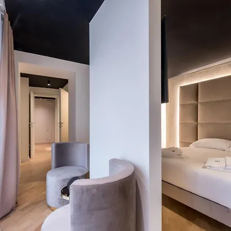 Apartment Brera Premium Near Duomo Wifi *