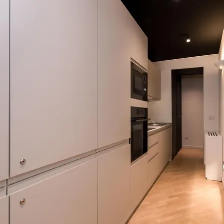 Brera Premium Near Duomo Wifi Apartment